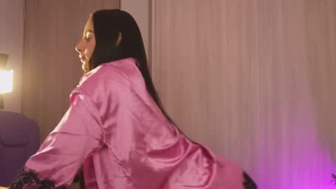 Snapshot of imvickyrachell_ chatting on 10-22-25, 03:01 imvickyrachell_ online show from 10-22-25, 03:01