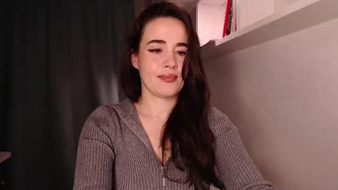 Lin online show from 09-24-25, 08:23