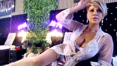 Snapshot of inanna_ishtar1 chatting on 10-17-25, 09:23 inanna_ishtar1 online show from 10-17-25, 09:23