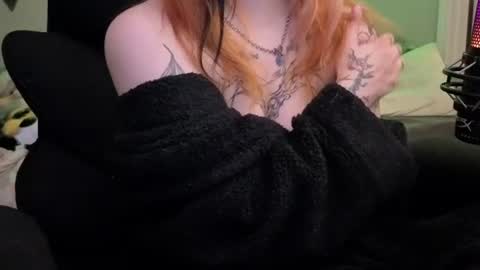 Snapshot of inarafoxxx chatting on 07-11-26, 10:33 Inarafoxx online show from 07-11-26, 10:33