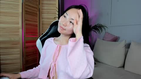 Snapshot of inari__okami chatting on 12-02-24, 12:40 INARI online show from 12-02-24, 12:40