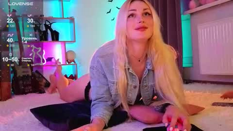  Dina  Help me reach 100 likes  online show from 02-21-26, 09:05