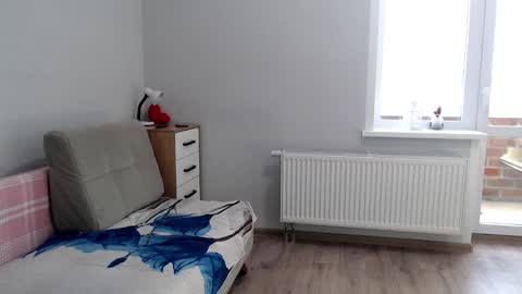 Della online show from 03-08-25, 05:49