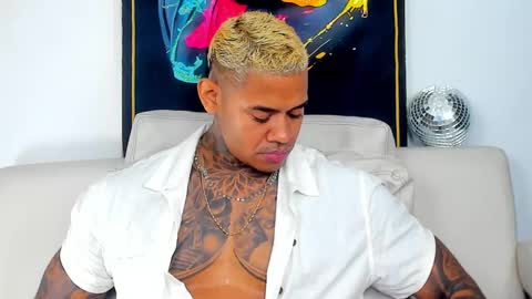 Jacobo online show from 11-29-25, 01:19