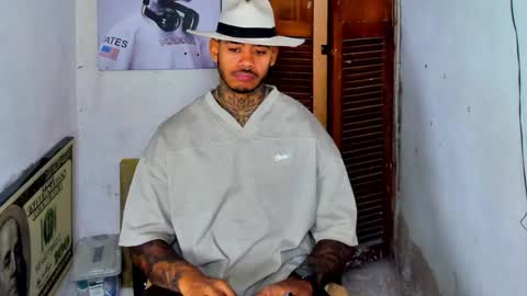 Jacobo online show from 04-24-26, 02:14