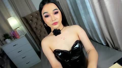 Snapshot of indestructabletrixie chatting on 12-22-24, 12:38 indestructabletrixie online show from 12-22-24, 12:38