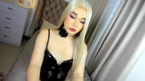 Snapshot of indestructabletrixie chatting on 12-27-24, 03:15 indestructabletrixie online show from 12-27-24, 03:15