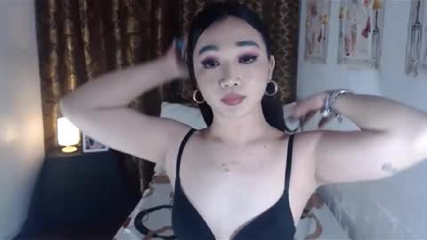 Snapshot of indestructabletrixie chatting on 01-07-25, 12:34 indestructabletrixie online show from 01-07-25, 12:34