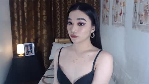 Snapshot of indestructabletrixie chatting on 01-13-25, 05:02 indestructabletrixie online show from 01-13-25, 05:02