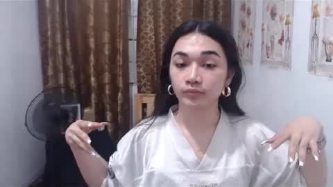 Snapshot of indestructabletrixie chatting on 01-21-25, 08:19 indestructabletrixie online show from 01-21-25, 08:19