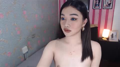 Snapshot of indestructabletrixie chatting on 02-27-25, 07:47 indestructabletrixie online show from 02-27-25, 07:47