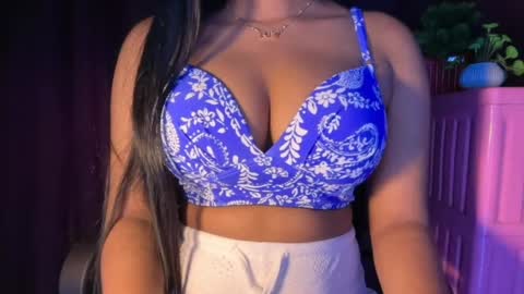 Raya  online show from 04-10-26, 10:53