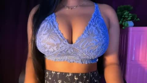 Raya  online show from 04-29-26, 10:52