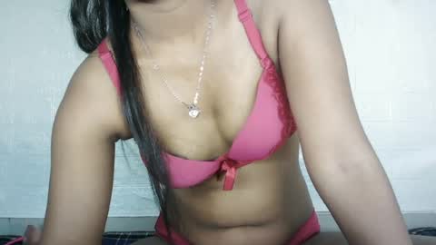 Snapshot of indian_saanvi chatting on 06-30-26, 04:02 Saanu online show from 06-30-26, 04:02