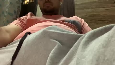 Snapshot of indian_uncut_dick chatting on 01-07-25, 06:14 Nash online show from 01-07-25, 06:14