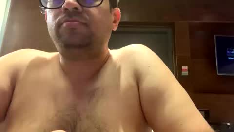 Snapshot of indian_uncut_dick chatting on 12-05-25, 08:05 Nash online show from 12-05-25, 08:05