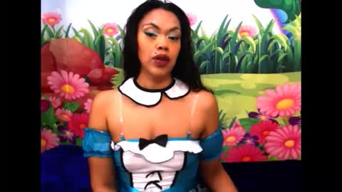 Snapshot of indiandesire4u69 chatting on 10-11-25, 05:28 Lia online show from 10-11-25, 05:28