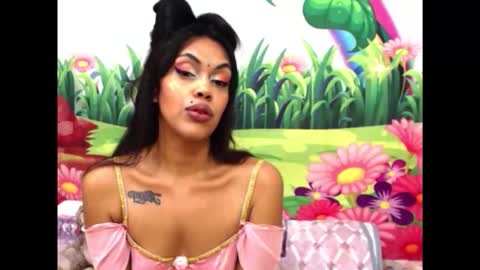 Snapshot of indiandesire4u69 chatting on 11-08-25, 11:21 Lia online show from 11-08-25, 11:21