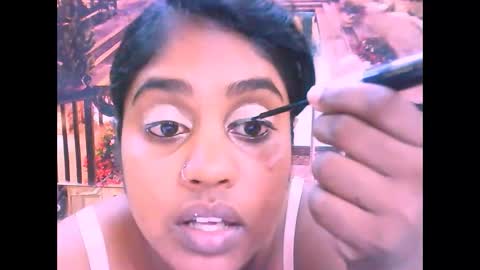 Snapshot of indiandiva27 chatting on 02-18-26, 06:42 indiandiva27 online show from 02-18-26, 06:42