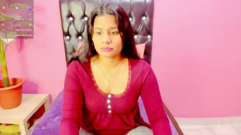 Snapshot of indianflame chatting on 06-30-26, 06:36 PARADISEQUEEN online show from 06-30-26, 06:36