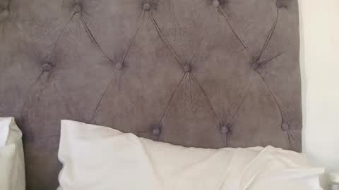 Snapshot of indianjasmin chatting on 05-08-26, 07:03 priya online show from 05-08-26, 07:03
