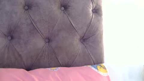 Snapshot of indianjasmin chatting on 05-21-26, 05:47 priya online show from 05-21-26, 05:47