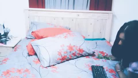 Snapshot of indianlust69 chatting on 10-06-25, 05:16 Amy online show from 10-06-25, 05:16