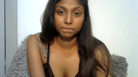 indianqtpie6 online show from 06-15-26, 06:43