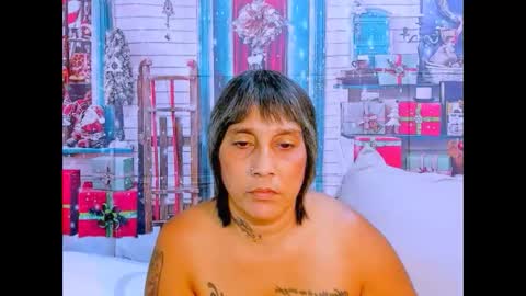 indianroxy27 online show from 12-18-25, 07:53