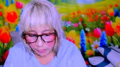 Snapshot of indianroxy27 chatting on 07-10-26, 05:48 indianroxy27 online show from 07-10-26, 05:48