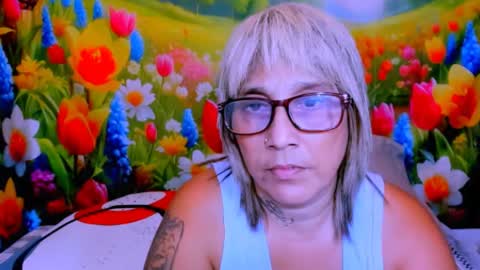 Snapshot of indianroxy27 chatting on 07-11-26, 08:00 indianroxy27 online show from 07-11-26, 08:00