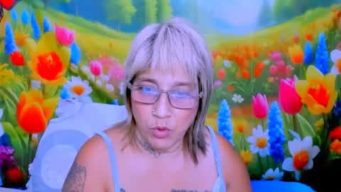 Snapshot of indianroxy27 chatting on 07-16-26, 06:19 indianroxy27 online show from 07-16-26, 06:19