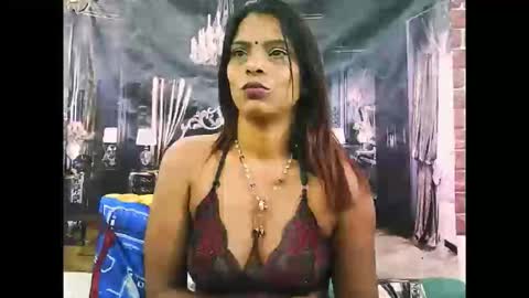 Snapshot of indiansexyass4u2luv chatting on 11-21-25, 06:23 indiansexyass4u2luv online show from 11-21-25, 06:23