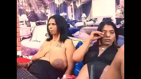 Snapshot of indiansexyass4u2luv chatting on 11-27-25, 09:22 indiansexyass4u2luv online show from 11-27-25, 09:22