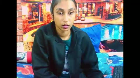 Snapshot of indiansexybutt4u2luv chatting on 06-12-26, 06:56 indiansexybutt4u2luv online show from 06-12-26, 06:56
