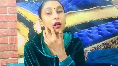 Snapshot of indiansexybutt4u2luv chatting on 06-18-26, 05:51 indiansexybutt4u2luv online show from 06-18-26, 05:51