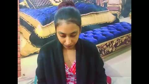 Snapshot of indiansexybutt4u2luv chatting on 06-29-26, 05:03 indiansexybutt4u2luv online show from 06-29-26, 05:03