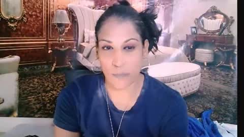 Snapshot of indiansexysmyle chatting on 02-01-26, 05:11 Azi online show from 02-01-26, 05:11