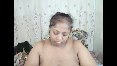 Snapshot of indiantasha chatting on 07-11-26, 08:17 indiantasha online show from 07-11-26, 08:17