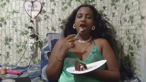 tina online show from 02-10-25, 08:00