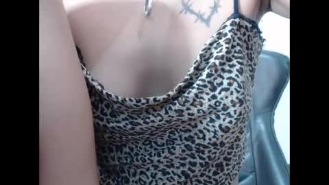 Snapshot of indiazinhabdz chatting on 12-04-25, 11:08 Indiazinha online show from 12-04-25, 11:08