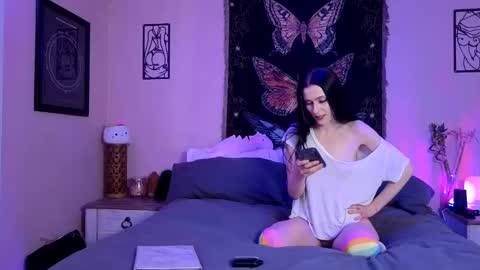 Indigo Bay online show from 03-11-26, 03:01