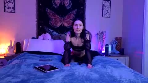 Indigo Bay online show from 05-19-26, 03:57