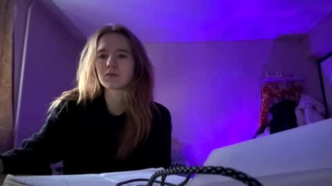 Snapshot of inespacheco chatting on 02-24-26, 01:31 Sofia online show from 02-24-26, 01:31