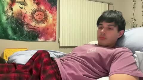 Snapshot of infamouslucas chatting on 12-17-24, 04:12 Lucas online show from 12-17-24, 04:12