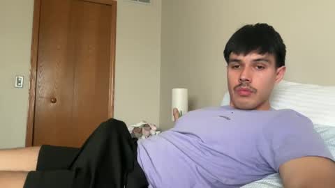 Snapshot of infamouslucas chatting on 03-05-25, 08:42 Lucas online show from 03-05-25, 08:42