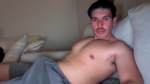 Snapshot of infamouslucas chatting on 09-14-25, 07:18 Lucas online show from 09-14-25, 07:18