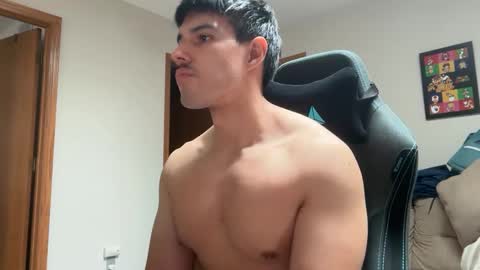 Snapshot of infamouslucas chatting on 09-22-25, 05:37 Lucas online show from 09-22-25, 05:37