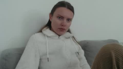 Snapshot of infinitiq45 chatting on 10-22-25, 09:42 Sweet girl online show from 10-22-25, 09:42