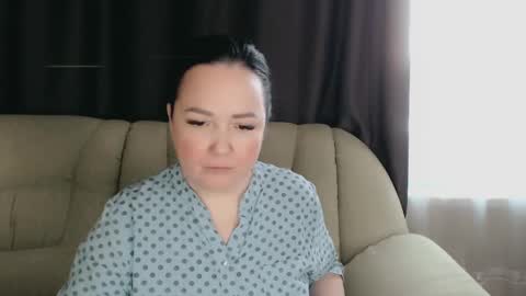 Snapshot of infinity_loveliness chatting on 02-07-25, 11:12 Infinity online show from 02-07-25, 11:12